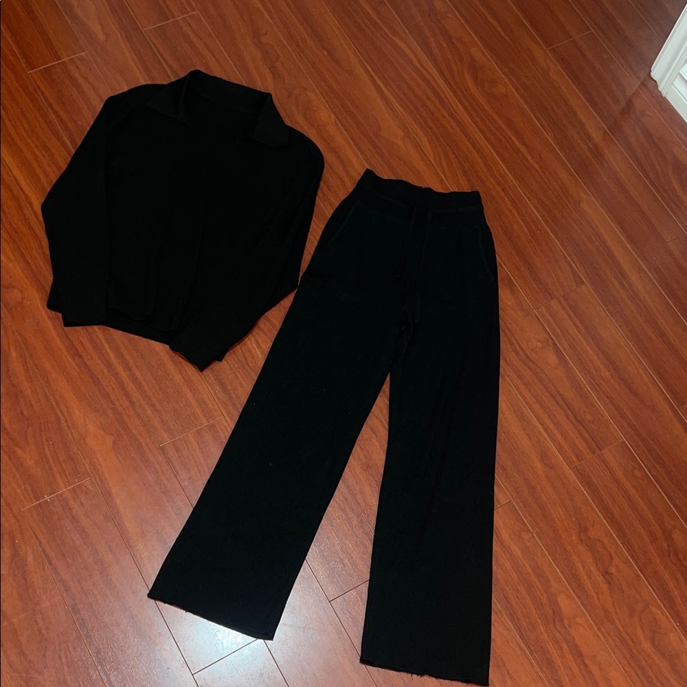 Uniqlo Knit Set